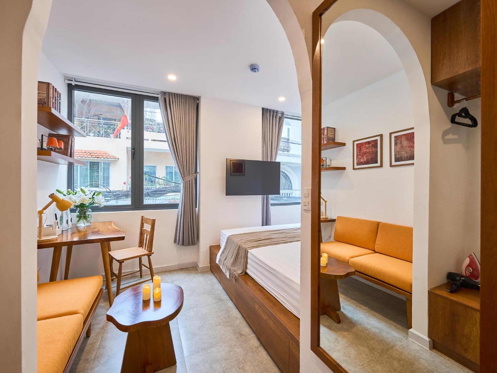 Horizon Bui Vien Retreat - Exclusive Rooftop & Poolside Relaxation Căn hộ *